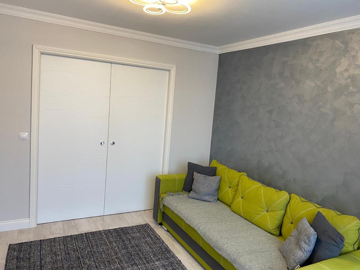 Gabi Apartament Suczawa Zewnętrze zdjęcie
